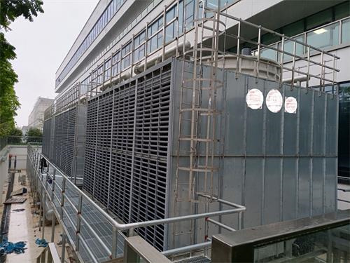 工業(yè)冷卻塔中的水溫越來(lái)越高怎么辦(冷卻塔出水溫度